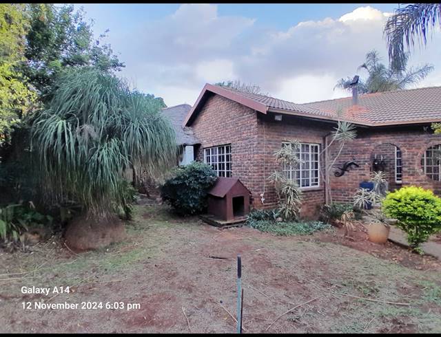 3 BEDROOM FREESTANDING FOR SALE IN CASHAN